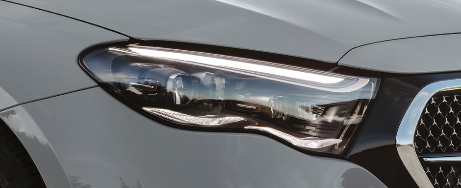 Noua masina de serie de la Mercedes-Benz e la ani lumina in fata rivalilor: are faruri care proiecteaza animatii pe sosea, camera selfie si versiune de motorizare care consuma doar 0.6 la suta Noua masina de serie de la Mercedes-Benz e la ani lumina in fata rivalilor: are faruri care proiecteaza animatii pe sosea, camera selfie si versiune de motorizare care consuma doar 0.6 la suta