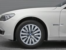 Noua Serie 7 vine cu motor diesel Twin-Turbo, xDrive si pachetul sport M