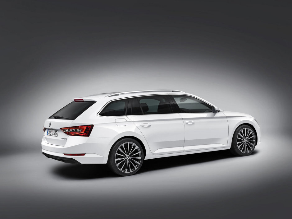 Noua Skoda Superb Combi