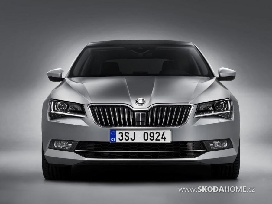 Noua Skoda Superb - Primele Poze