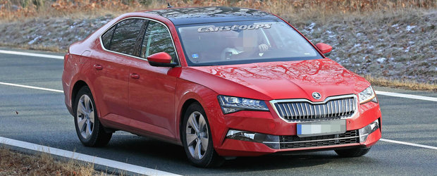 Noua Skoda Superb, surprinsa complet necamuflata. Cum s-a schimbat designul caroseriei