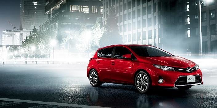 Noua Toyota Auris JDM se prezinta in detaliu