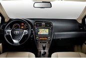 Noua Toyota Avensis
