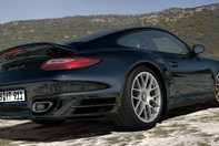 Noul 911 Turbo S vine in curand...