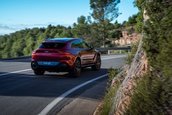 Noul Aston Martin DBX