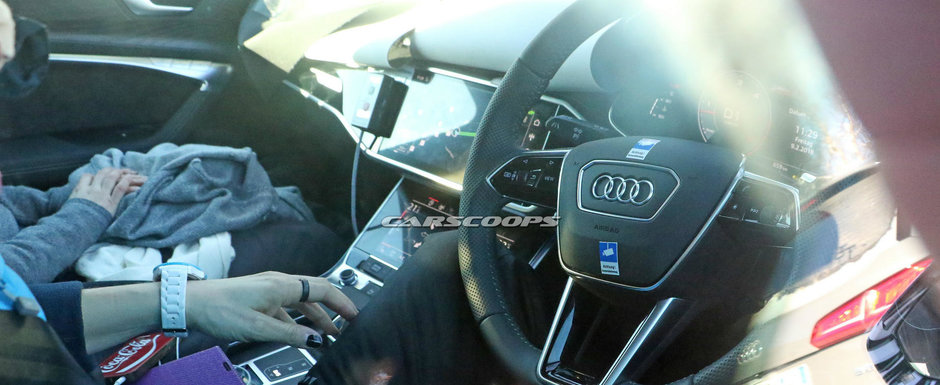 Noul Audi A6, surprins cu interiorul la vedere. Uite cum arata bordul modelului care concureaza cu BMW Seria 5 Noul Audi A6, surprins cu interiorul la vedere. Uite cum arata bordul modelului care concureaza cu BMW Seria 5