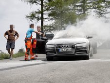 Noul Audi A7 a luat foc in teste