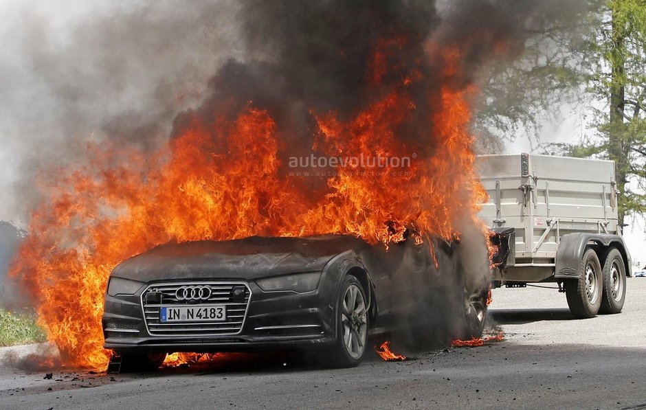 Noul Audi A7 a luat foc in teste