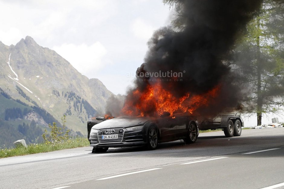 Noul Audi A7 a luat foc in teste