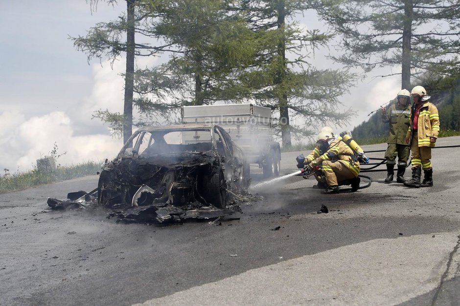 Noul Audi A7 a luat foc in teste