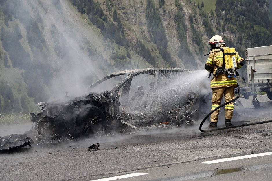 Noul Audi A7 a luat foc in teste