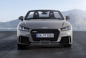 Noul Audi TT-RS