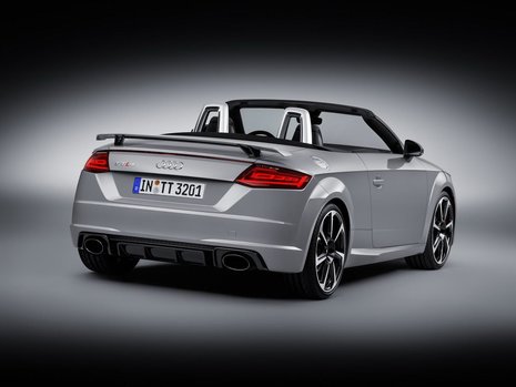 Noul Audi TT-RS