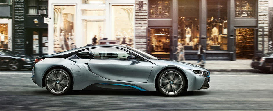 Noul BMW i8 ar fi putut avea in dotare un V10 aspirat