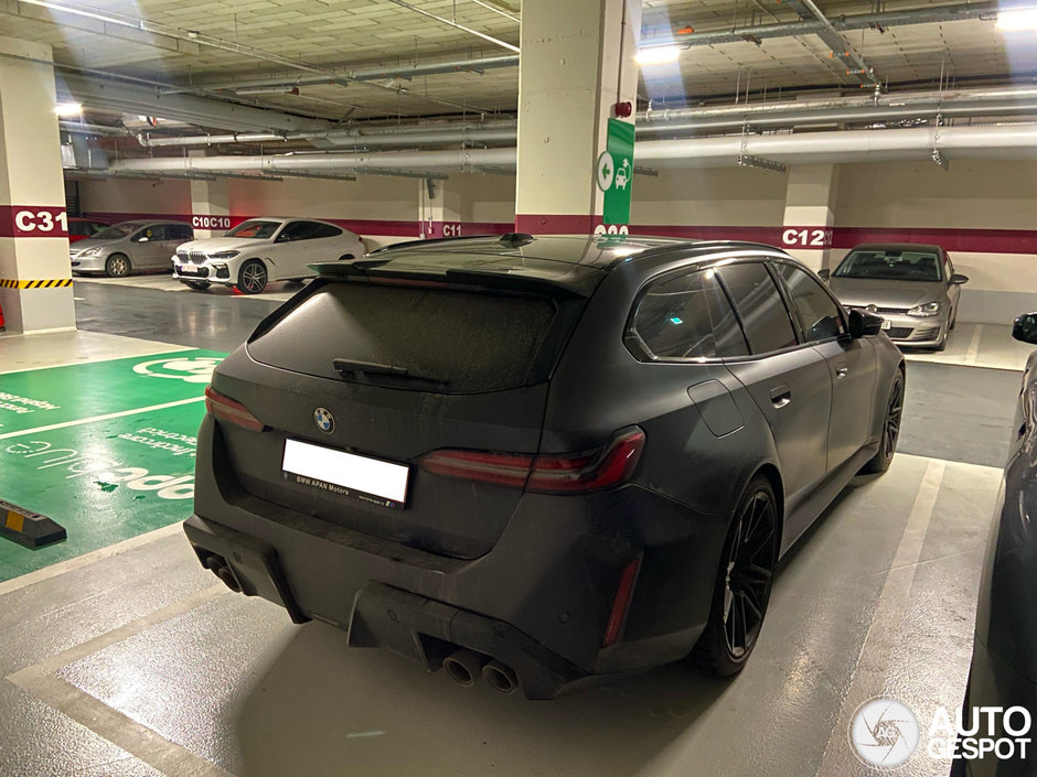 Noul BMW M5 Touring in Romania