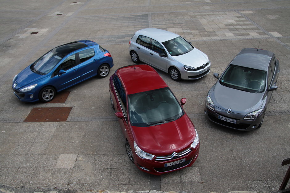 Noul Citroen C4 isi intalneste rivalii din categorie Noul Citroen C4 isi intalneste rivalii din categorie