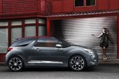 Noul Citroen DS3 si domnisoarele din jurul sau