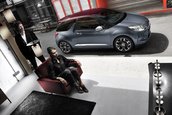 Noul Citroen DS3 si domnisoarele din jurul sau