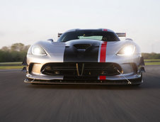 Noul Dodge Viper ACR