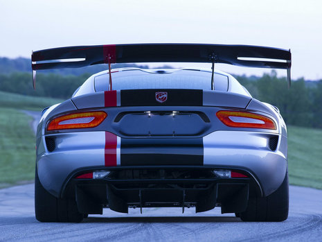 Noul Dodge Viper ACR