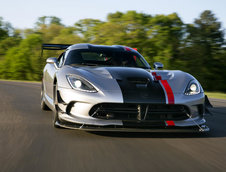 Noul Dodge Viper ACR