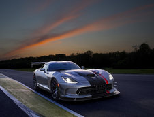 Noul Dodge Viper ACR