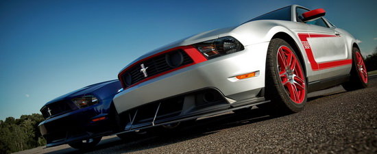 Noul Ford Mustang Boss 302 pozeaza in toate pozitiile!