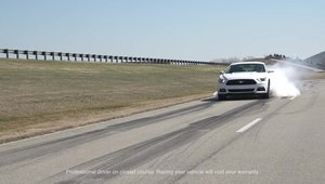 Noul Ford Mustang vine cu un soft capabil sa 'scoata' burnout-uri la comanda