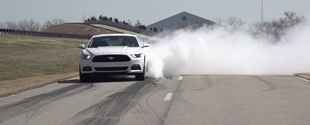 Noul Ford Mustang vine cu un soft capabil sa 'scoata' burnout-uri la comanda