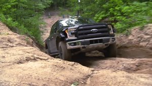 Noul Ford Raptor se simte ca acasa in off-road