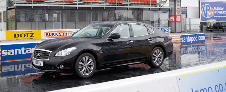 Noul Infiniti M35h este cel mai rapid model hibrid din lume! Noul Infiniti M35h este cel mai rapid model hibrid din lume!