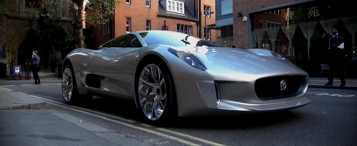 Noul Jaguar C-X75 isi face aparitia pe strazile din Londra - VIDEO!