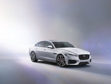 Noul Jaguar XF