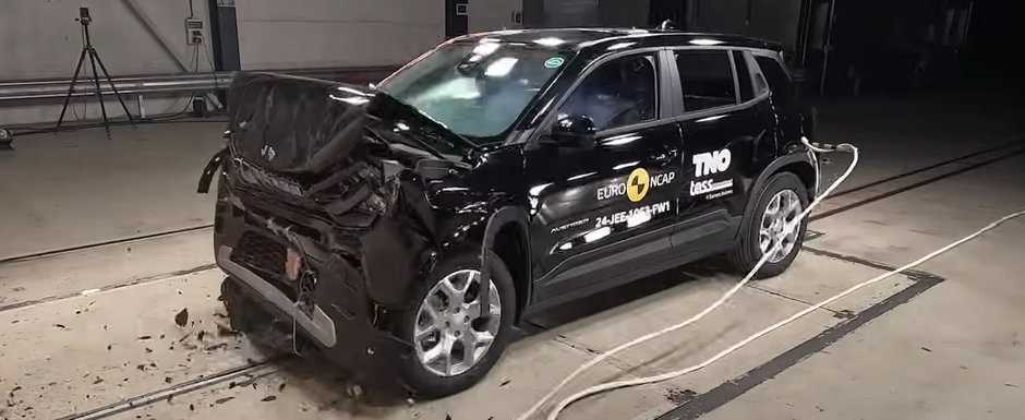 Noul Jeep Avenger s-a facut de ras. Masina Anului 2023 in Europa a luat doar trei stele, ca Dacia Duster, la testele Euro NCAP Noul Jeep Avenger s-a facut de ras. Masina Anului 2023 in Europa a luat doar trei stele, ca Dacia Duster, la testele Euro NCAP