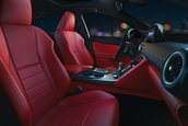Noul Lexus IS