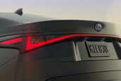 Noul Lexus IS