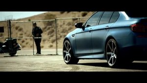 Noul M5 Competition Pack se dezlantuie in ultimul promo de la BMW