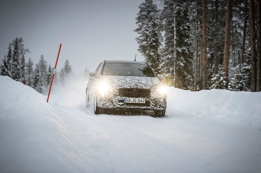 Noul Mercedes A-Class in teste