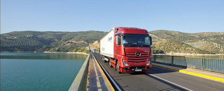 Noul Mercedes-Benz Actros a fost votat 'Truck Of The Year 2012'