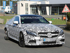 Noul Mercedes C63 AMG Coupe - Poze Spion