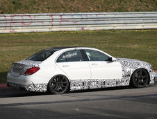 Noul Mercedes C63 AMG - Noi Poze Spion