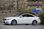 Noul Mercedes E Class Coupe - Primele fotografii oficiale