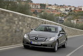 Noul Mercedes E Class Coupe - Primele fotografii oficiale