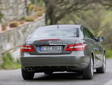 Noul Mercedes E Class Coupe - Primele fotografii oficiale