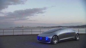 Noul Mercedes F 015 iese la o scurta plimbare pe strazile din San Francisco