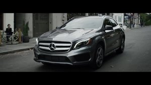 Noul Mercedes GLA depaseste toate asteptarile in ultimul sau promo oficial