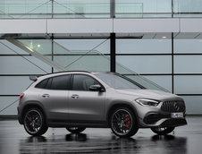 Noul Mercedes GLA45 AMG