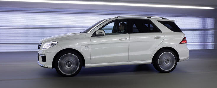 Noul Mercedes ML63 AMG costa 82.995 lire sterline