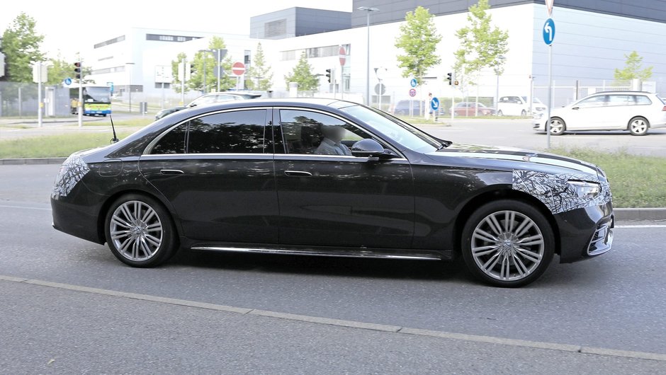 Noul Mercedes S-Class - Poze spion