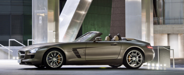 Noul Mercedes SLS AMG Roadster revine in lumina reflectoarelor - Galerie Foto